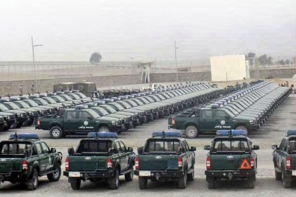 طالبان تستبدل سيارات "رينجر" الأميركية بسيارات تويوتا ودراجات نارية