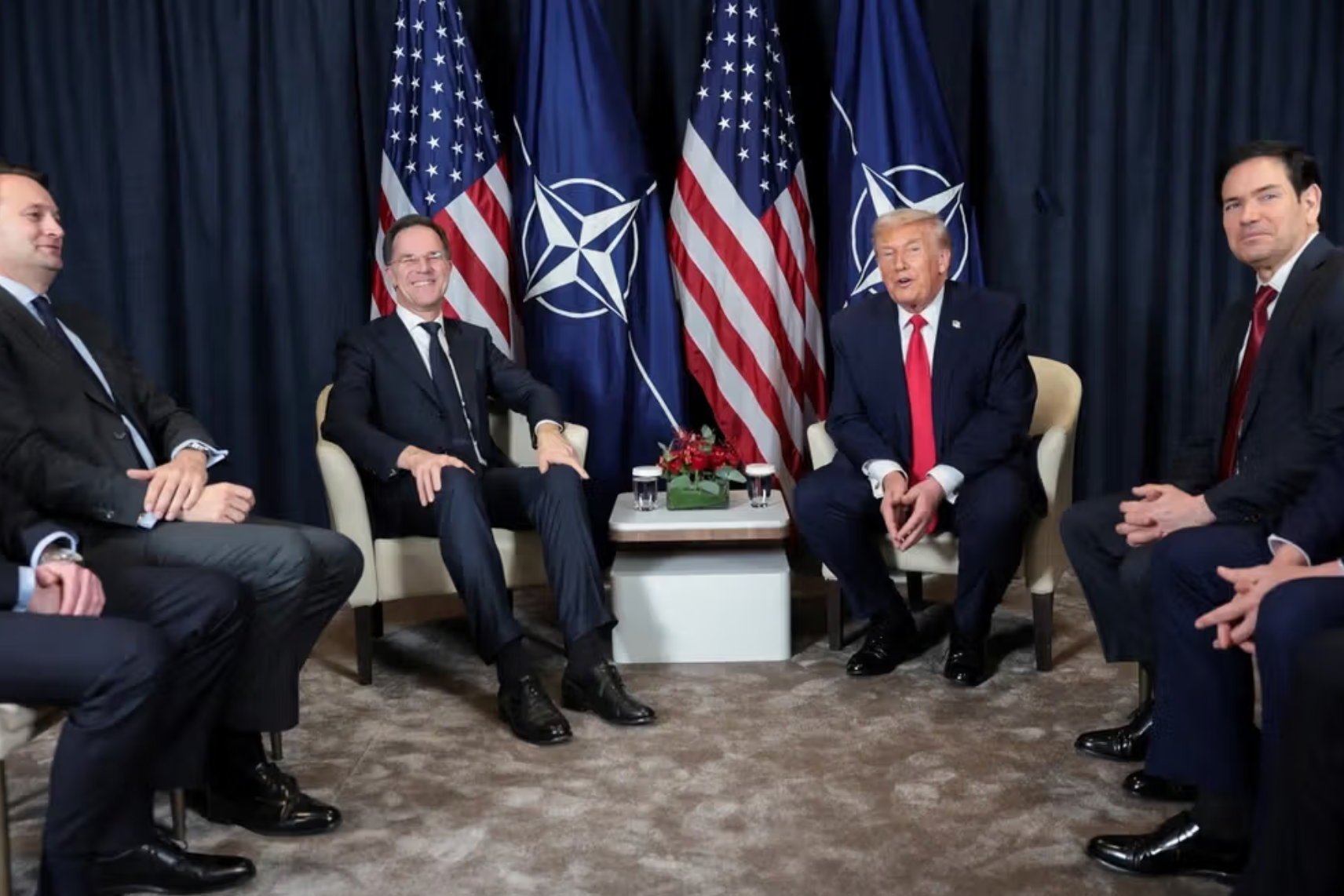 ډونالډ ټرمپ: د ګرینلنډ په اړه د یوې هوکړې پر چوکاټ سلا شوي یو