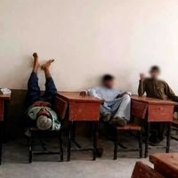 پسران معارف فروپاشیده؛ «نمیدانم مکتبرفتن بهتر است یا مکتبنرفتن»