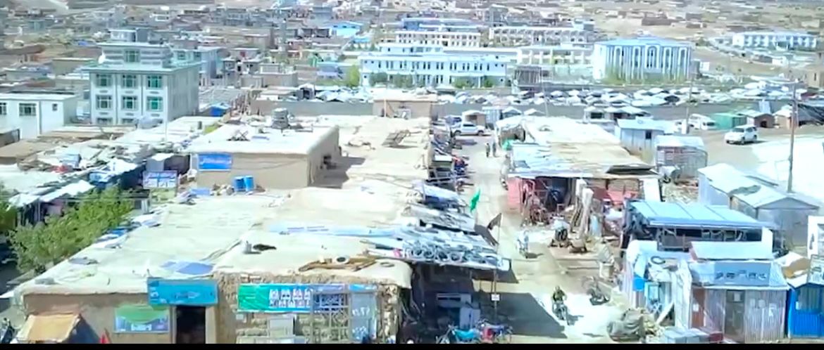 طالبان در دایکندی مردی را به اتهام تحریف قرآن بازداشت کرد