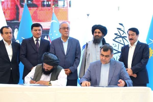 Uzbekistan Launches Energy Projects, Sees Afghanistan As Transit Hub