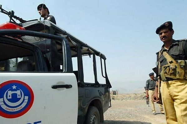 شورشیان در خیبرپختونخوا پنج پولیس پاکستان را کشتند
