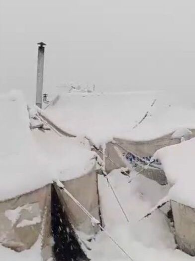 اوچا: سخت ژمي د کونړ زلزلهځپلې کورنۍ له نوي ناورین سره مخ کړې دي