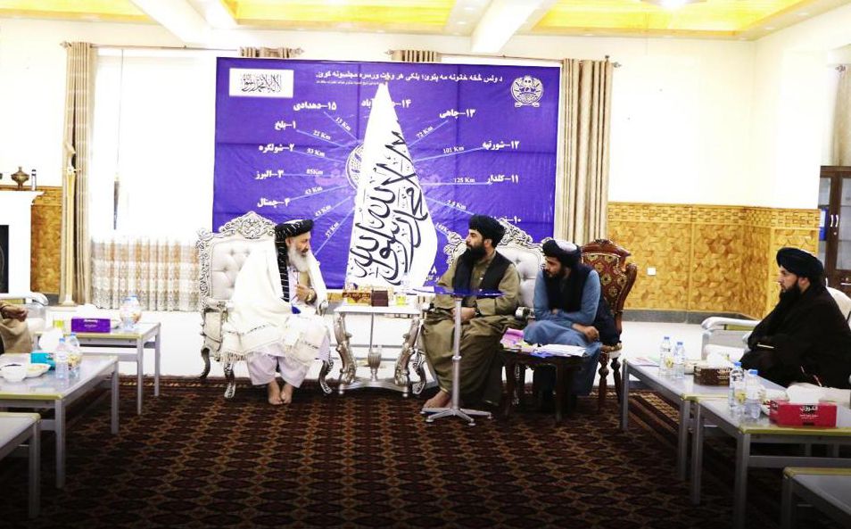 د طالبانو د ماليې وزير وایي، چې په افغانستان کې د دوی کارونو ته ټوله نړۍ حیرانه ده