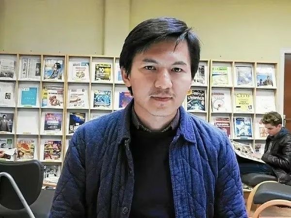 افغان خبریال وايي پر طالبانو د رسنیو فشار د هغه ژوند وژغوره