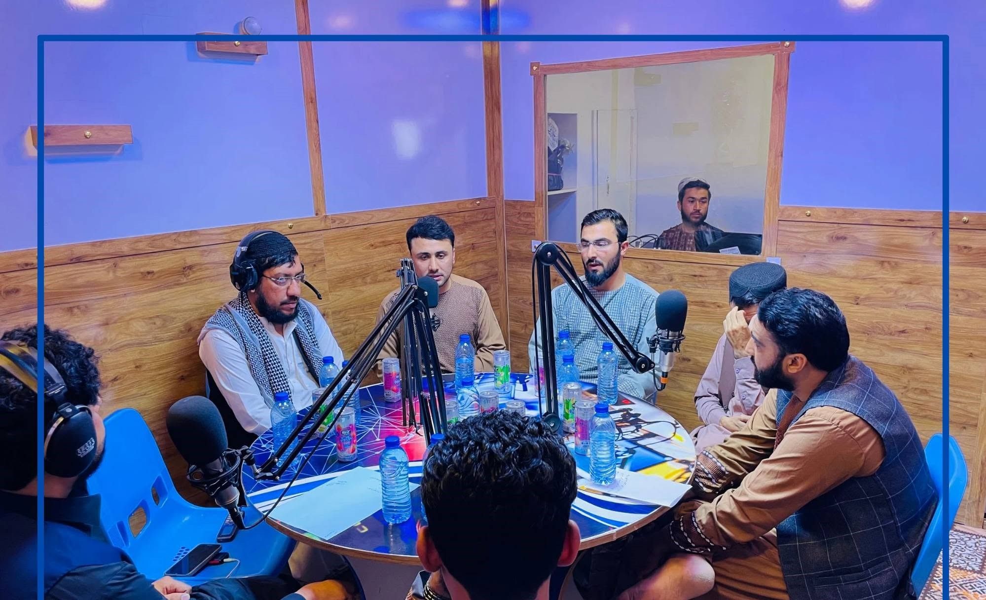 پر رسنیو د طالبانو له محدودیتونو سره؛ په کندهار کې د «سماءامید» راډيو رسمي نشرات پیل کړل