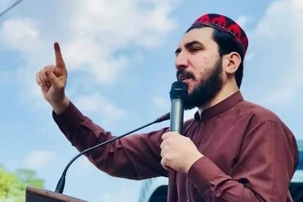 منظور احمد پښتین: د ایران حکومت باید د افغان کډوالو د جبري اېستلو بهیر ودروي