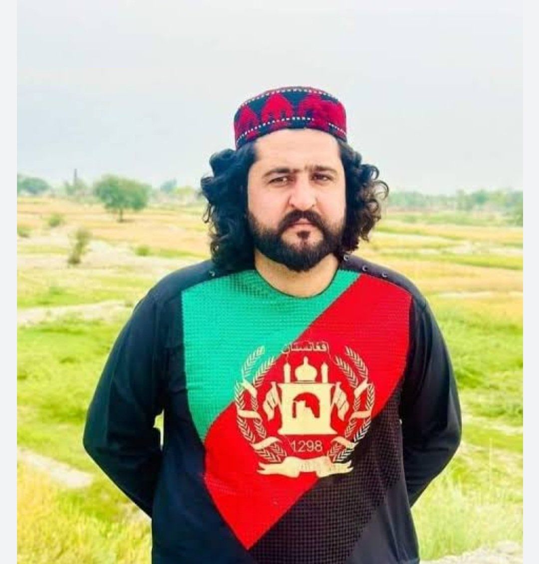 حنیف پښتین: له پاکستان څخه د افغان کډوالو جبري‌ اېستل د انتقامي سیاست د دوښمنۍ نوې بڼه ده