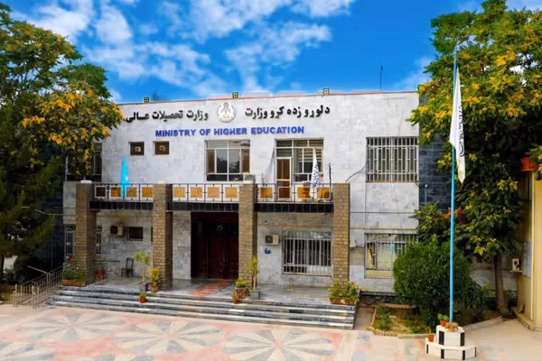 طالبانو له قزاقستان نه افغانستان ته د استادانو د لېږلو او علمي همکاریو غوښتنه کړې