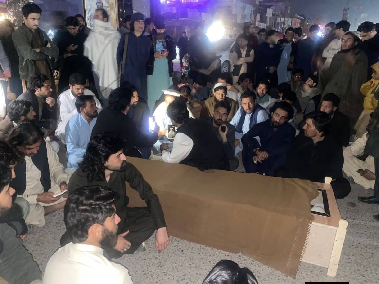 په تیرا کې د هاوان مرمیو د لګېدو له امله ۵ ملکیان وژل شوي او ۷ نور ټپیان دي