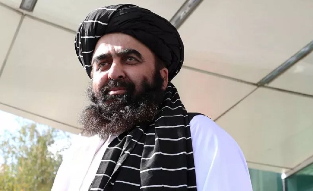 د طالبانو د بهرنیو چارو وزیر امیرخان متقي عمان ته لاړ