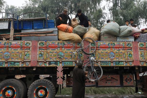شکایت مهاجران بازگشته افغان از رفتار نامناسب طالبان