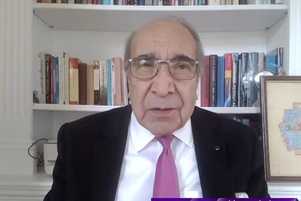 علي احمد جلالي: نړۍ د اوس لپاره د طالبانو بدیل نه ویني، خو ماتېدونکي دي