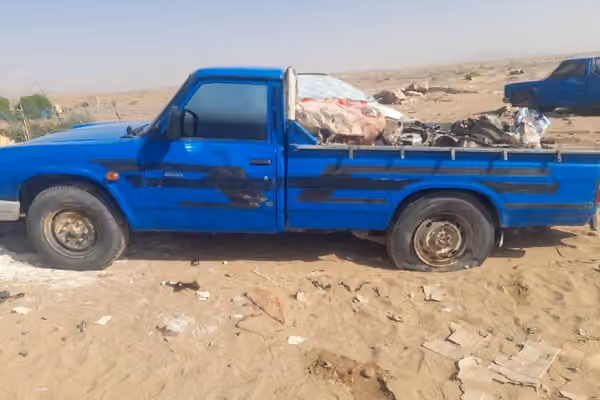 طالبان وايي په هلمند کې یې نږدې ۱۸ ټُنه قاچاقي صادراتي او وارداتي توکي ترلاسه کړي دي