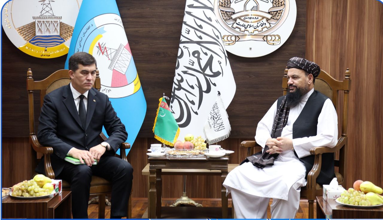 د طالبانو او ترکمنستان د انرژۍ وزیران کابل ته د برېښنا پر لېږد او ټاپ پروژې غږیدلي
