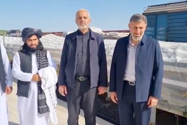 بیکدلي: روانه میاشت د رېل پټلۍ له لارې د ایران او افغانستان ترمنځ زر ټنه توکي لېږدول شوي