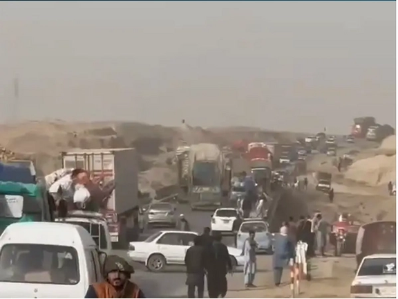 Protesters Against Deportation Of Afghan Migrants Block Chaman-Quetta Highway