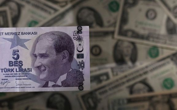 تلاش برای حفظ ثبات لیره؛ اردوغان از ترکها خواست تمام پساندازهایشان را به لیر نگه دارند