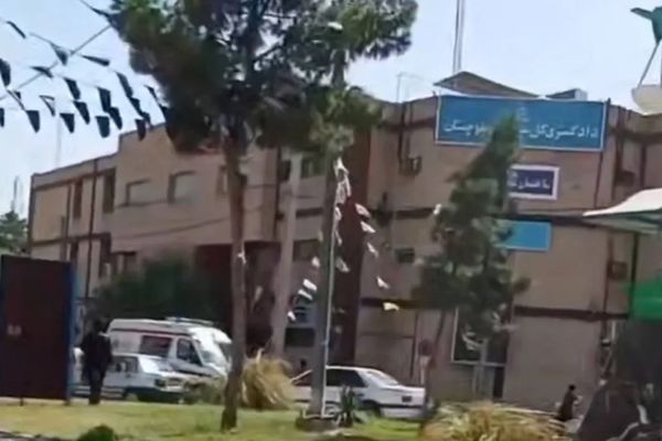 د ایران په سیستان او بلوچستان ولایت کې د محکمې پر ودانۍ د برید پایله کې ۹ کسان ووژل شول