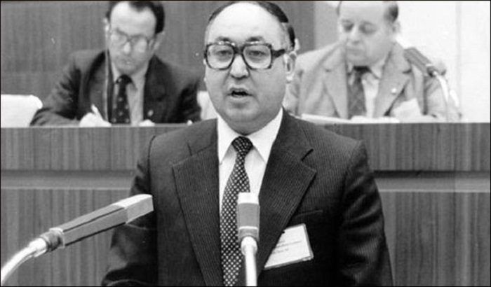 سلطان‌علی کشتمند و مبارزه برای نظام فدرالی در افغانستان