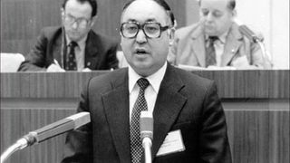 سلطانعلی کشتمند و مبارزه برای نظام فدرالی در افغانستان