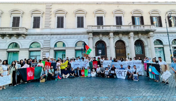 احتجاجات في روما تضامناً مع نساء أفغانستان ورفضاً لشرعنة طالبان