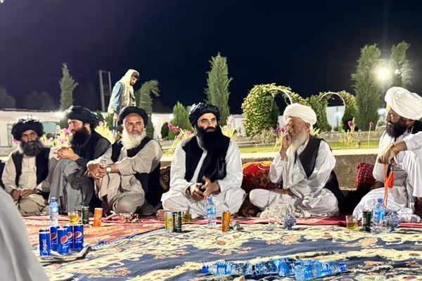 هبتالله و حقانی به هلمند سفر کردند