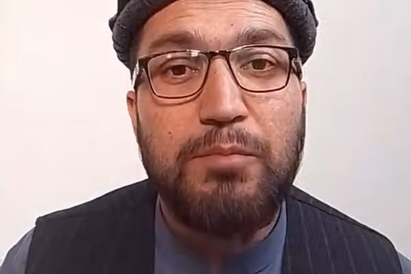 نویدالله فطرت، آموزگار منتقد طالبان، در هرات «بازداشت شد»
