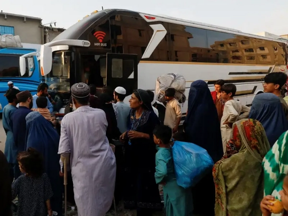 Pakistan’s Sindh Province Extends Validity of Refugee Cards of Afghans Till December 31