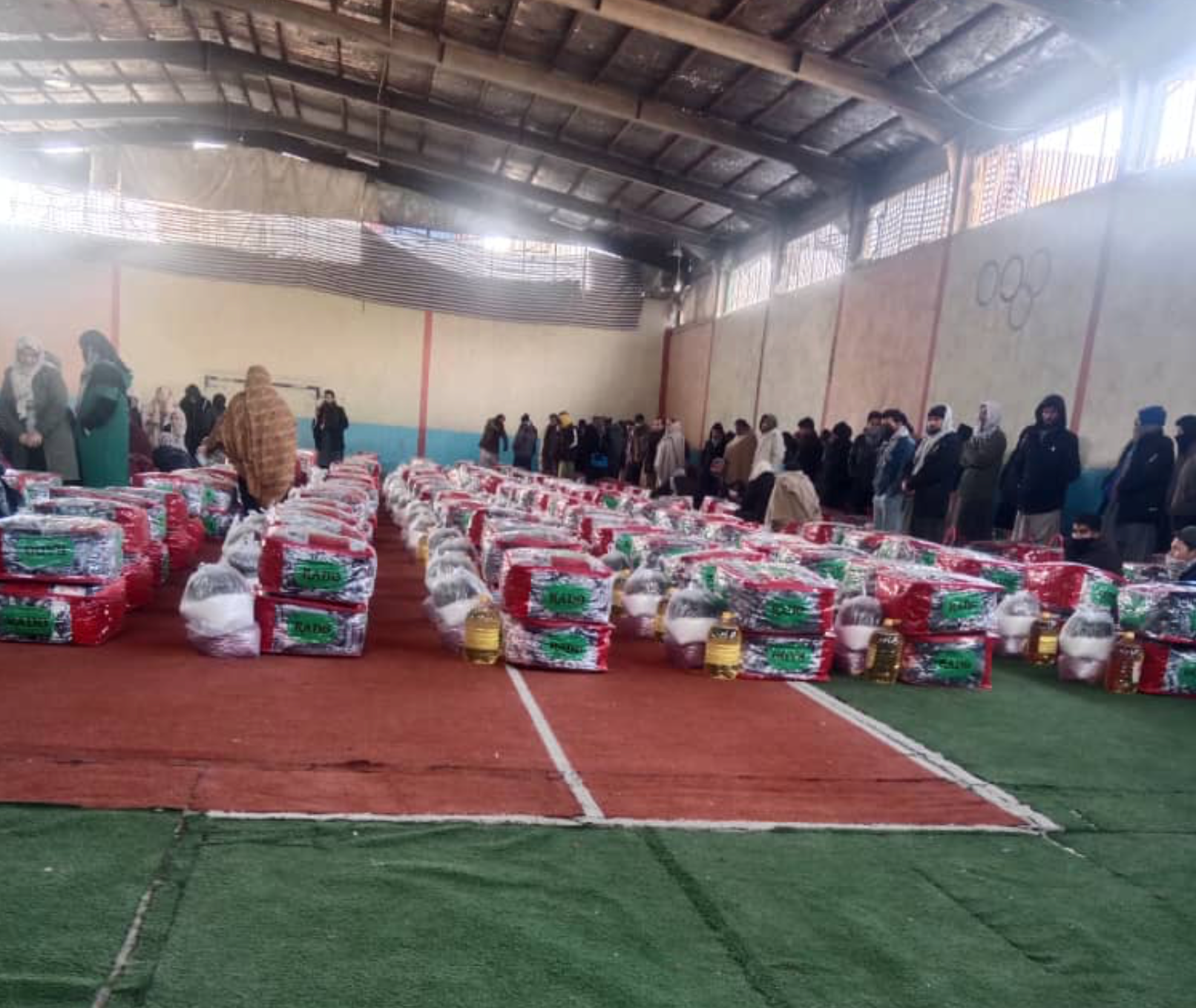 طالبان وايي په روانه اوونۍ کې یې له څه باندې ۳ زرو کورنیو سره مرستې کړې دي