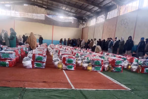 طالبان وايي په روانه اوونۍ کې یې له څه باندې ۳ زرو کورنیو سره مرستې کړې دي