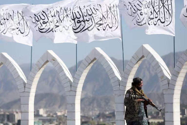 جبهة أفغانستان المتحدة: 180 عالماً من أنحاء أفغانستان أفتوا بدعم القتال ضد طالبان