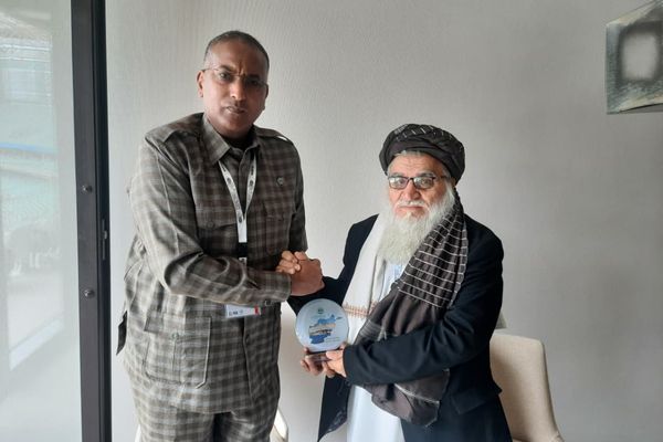 طالبانو او د سومالیا چارواکو د چاپېریالي هکماریو پر پراختیا خبرې کړې
