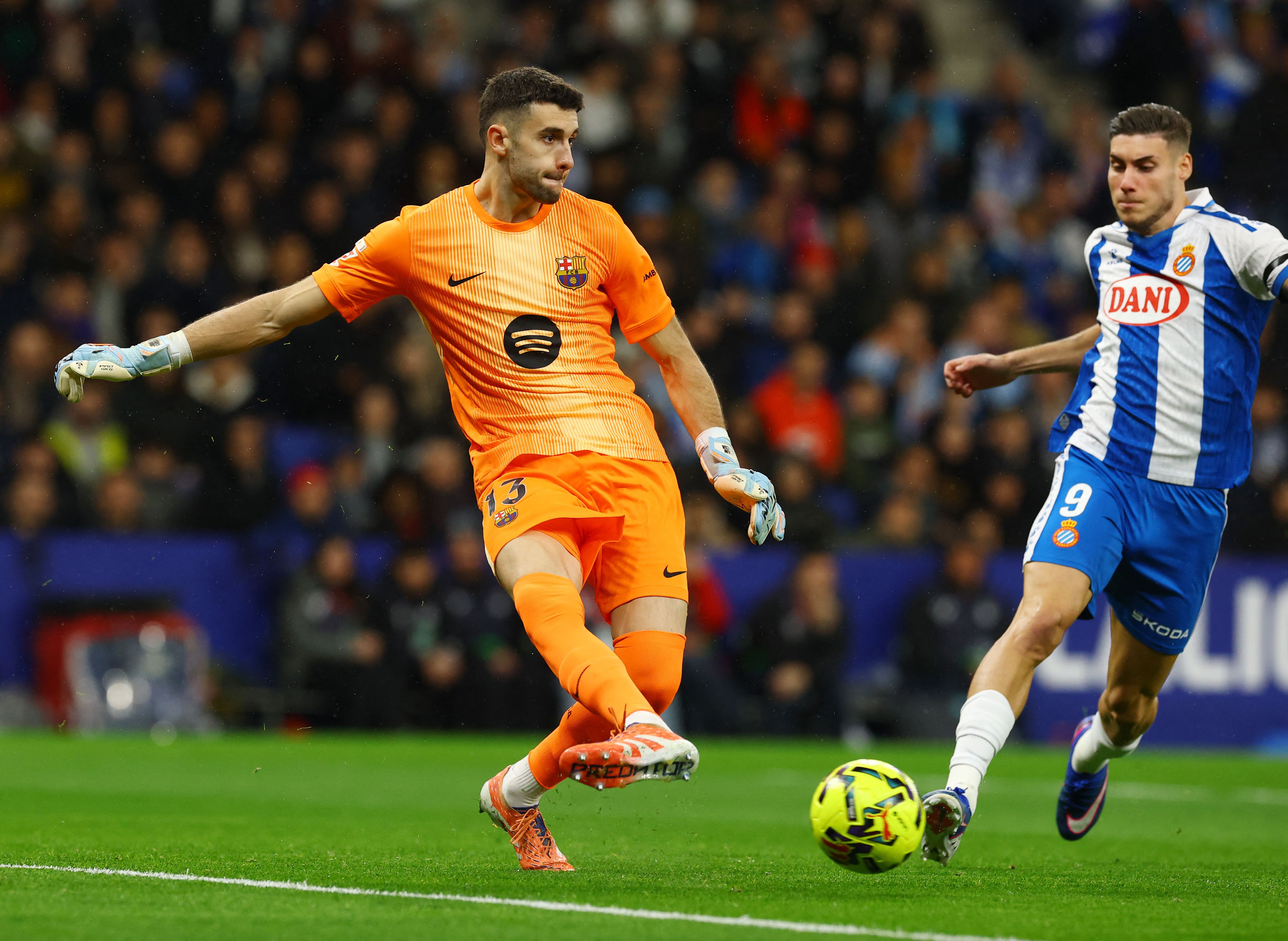 بارسلونا با درخشش خوان گارسیا و تعویض‌های طلایی فلیک فاتح دربی کاتالونیا شد