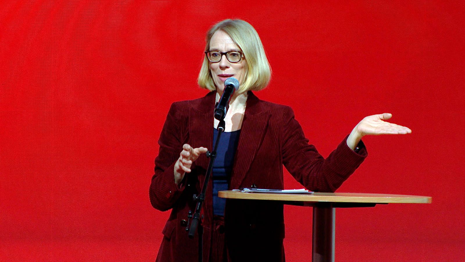 ناروی برای رسیدگی به مشکلات افغانستان گفتگوهای سه روزه‌ای را در اسلو برگزار می‌کند