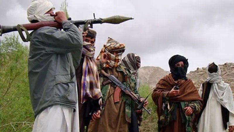 طالبان برخی فرماندهانش را به خاطر جذب نیرو برای شبه نظامیان پاکستانی بازداشت کرد 