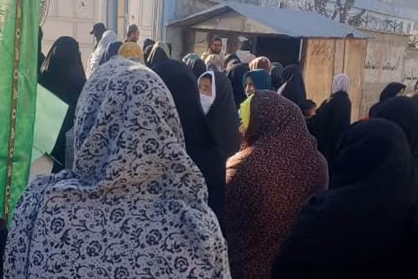 طالبان دهها کسبوکار زنان را در دایکندی «بسته است»