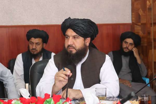 طالب والي: افغانان زموږ له برکته د شریعت تابع شوي او د اخرت له سزا ځان ساتي