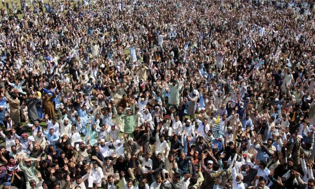 د پاکستان تر واک لاندې کشمیر کې د یوه ځايي سوداګر له وژل کېدو وروسته حالات ترینګلي شوي