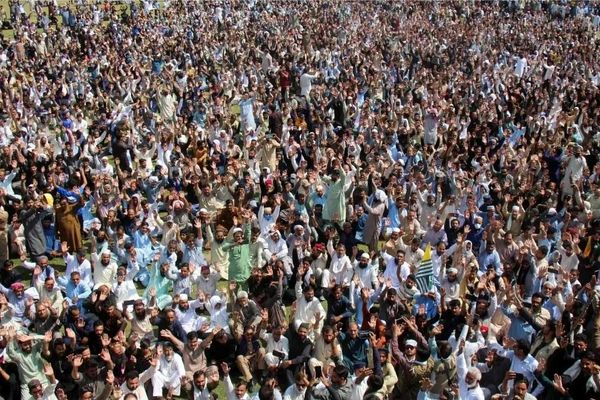 د پاکستان تر واک لاندې کشمیر کې د یوه ځايي سوداګر له وژل کېدو وروسته حالات ترینګلي شوي