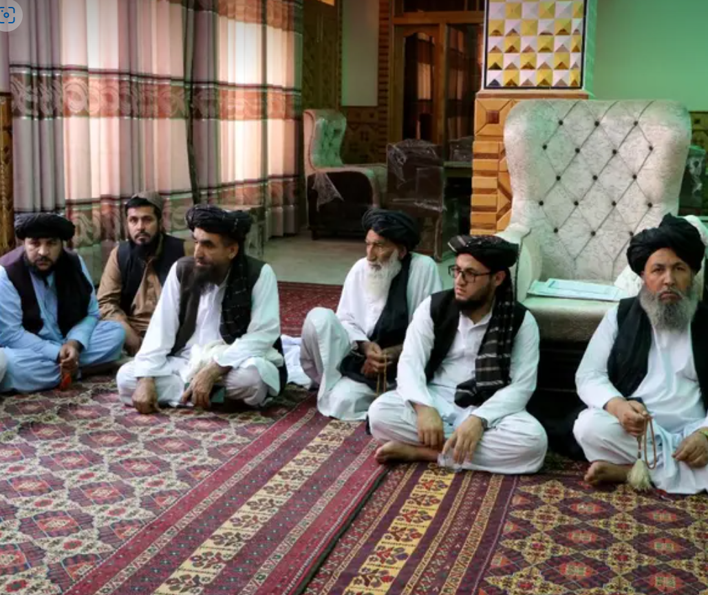 Akhundzada Promises Cooperation To Afghan Businessmen In 4-hour Meet: Reports Reveal  