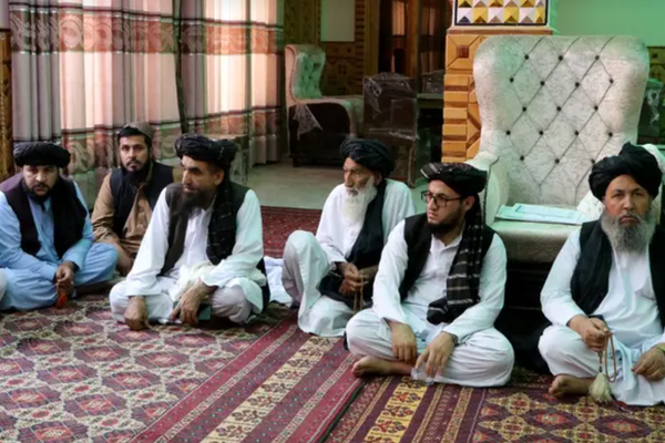 Akhundzada Promises Cooperation To Afghan Businessmen In 4-hour Meet: Reports Reveal