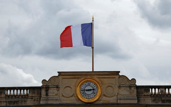 فرنسا تكرّم ذكرى جنودها الذين قُتلوا في أفغانستان ردًا على تصريحات ترامب