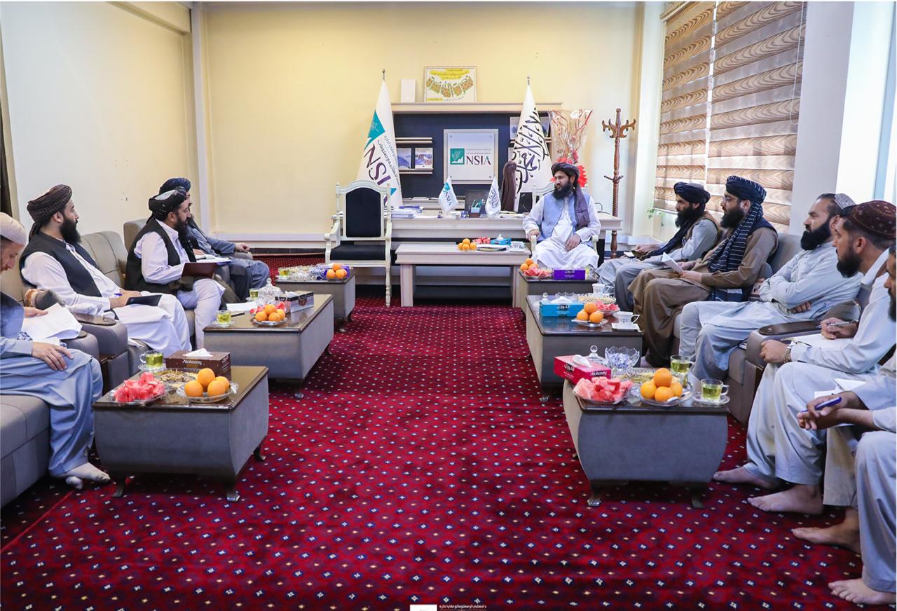 طالبان په ایران کې د افغان کډوالو د تثبیت لپاره دغه هېواد ته پلاوی استوي