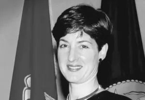 آنا مونتس، «یکی از مضرترین جاسوس‌های تاریخ امریکا» پس از بیست سال از زندان آزاد شد