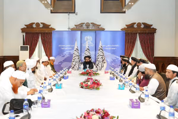 متقي له بنګلهدېشي سوداګرو او صنعتکارانو غوښتي چې په افغانستان کې پانګونه وکړي