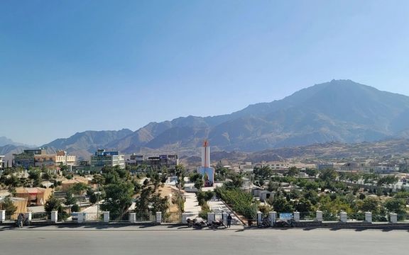 د دایکندي خلکو په روان کال کې د پوهنې له سکتور سره ۲۶ میلیونه افغانۍ مرسته کړې