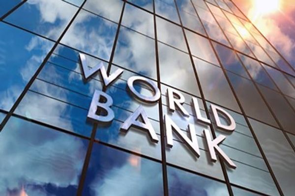 طالبان وايي چې نړیوال بانک د قراردادي شرکتونو د پورونو پرې کولو لړۍ پیل کړې