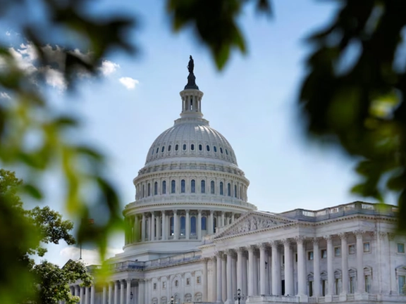 پنج سناتور امریکایی در حمایت از پناهجویان افغان به وزیران ارشد کابینه ترامپ نامه نوشتند