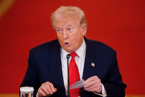 دونالد ترامپ از استرالیا خواست به بازیکنان تیم فوتبال زنان ایران پناهندگی بدهد